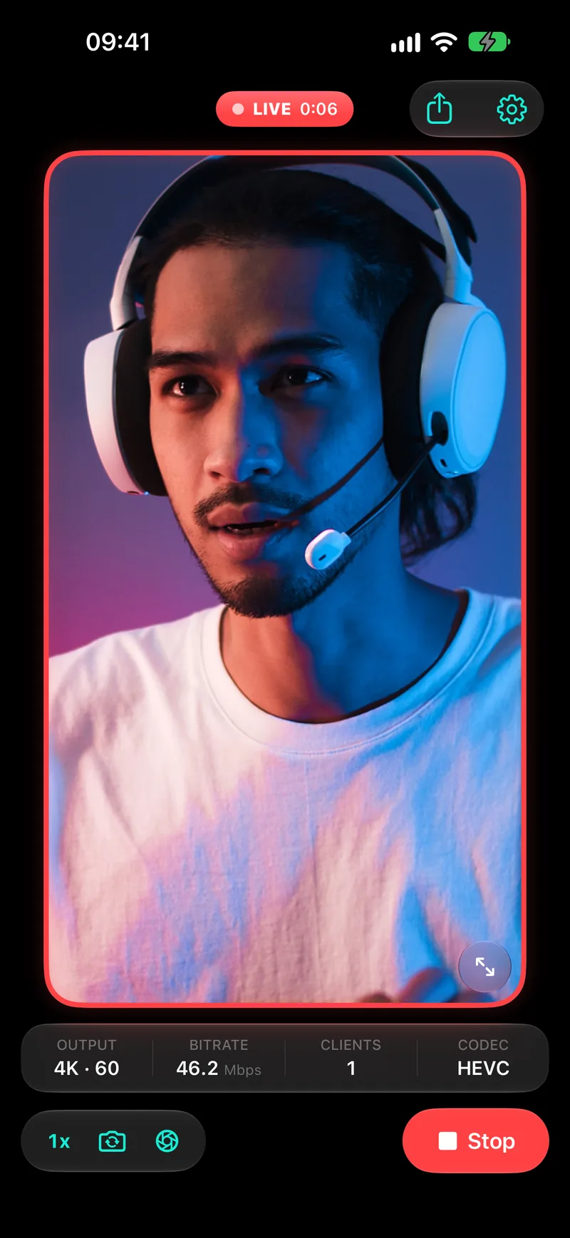StreamCam on iPhone, switching lenses and cameras while live