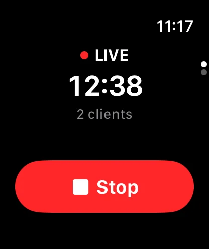 StreamCam on Apple Watch while streaming: a red LIVE status, the time live, the number of connected clients and a red Stop button