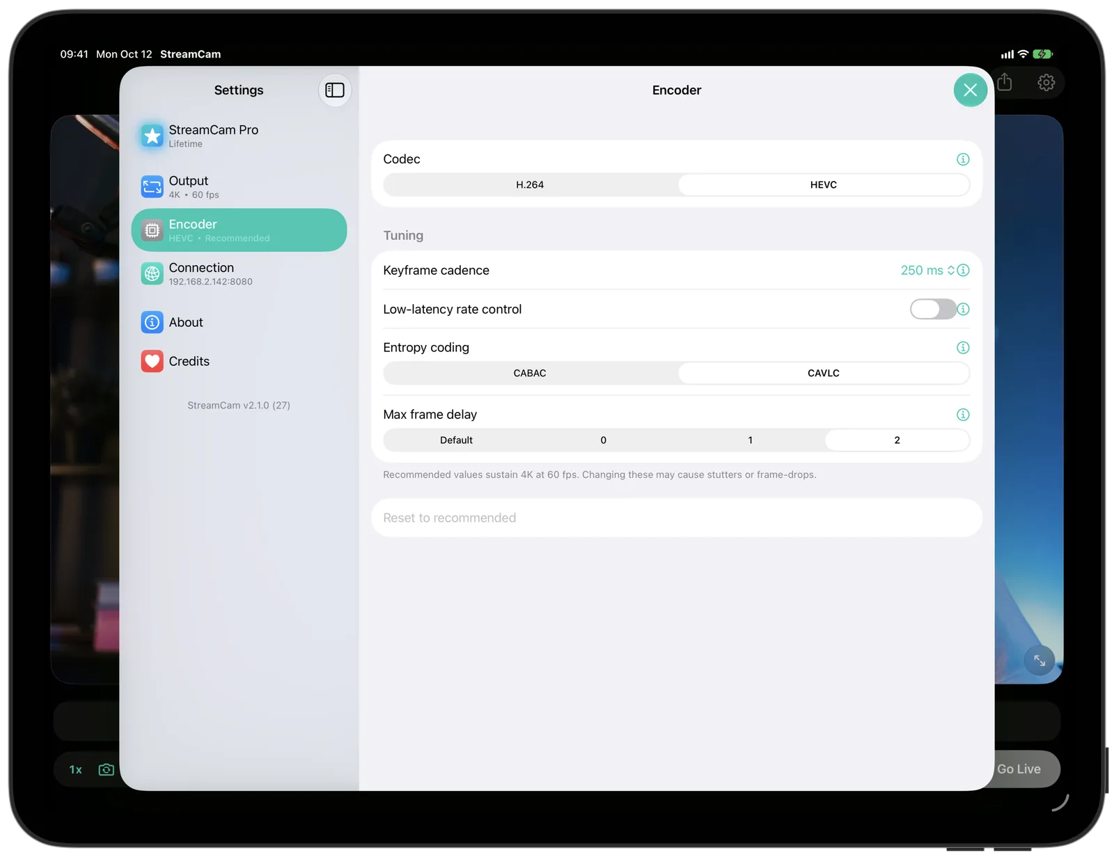 The same iPad settings with Encoder selected: codec, keyframe cadence, low-latency rate control, entropy coding and max frame delay in the detail pane